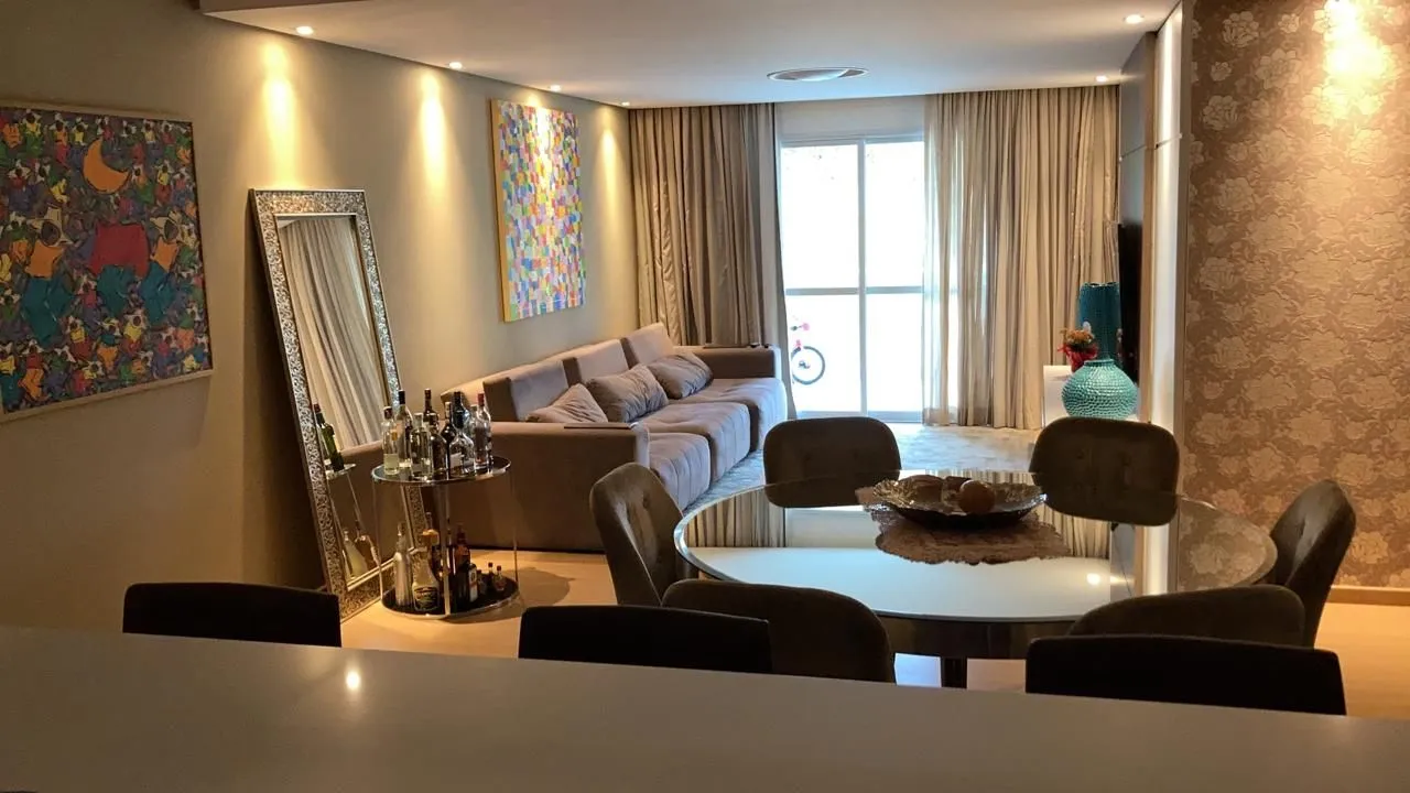 Imagem Apartamento de Alto Padrão em Cacupé - 03 Suítes + 02 Vagas de Garagem