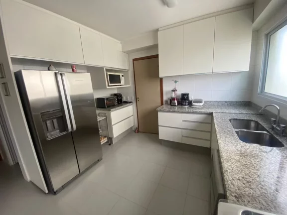 Imagem Apartamento Alto Padrão à Venda em Moema Com 3 Suítes e 3 Vagas