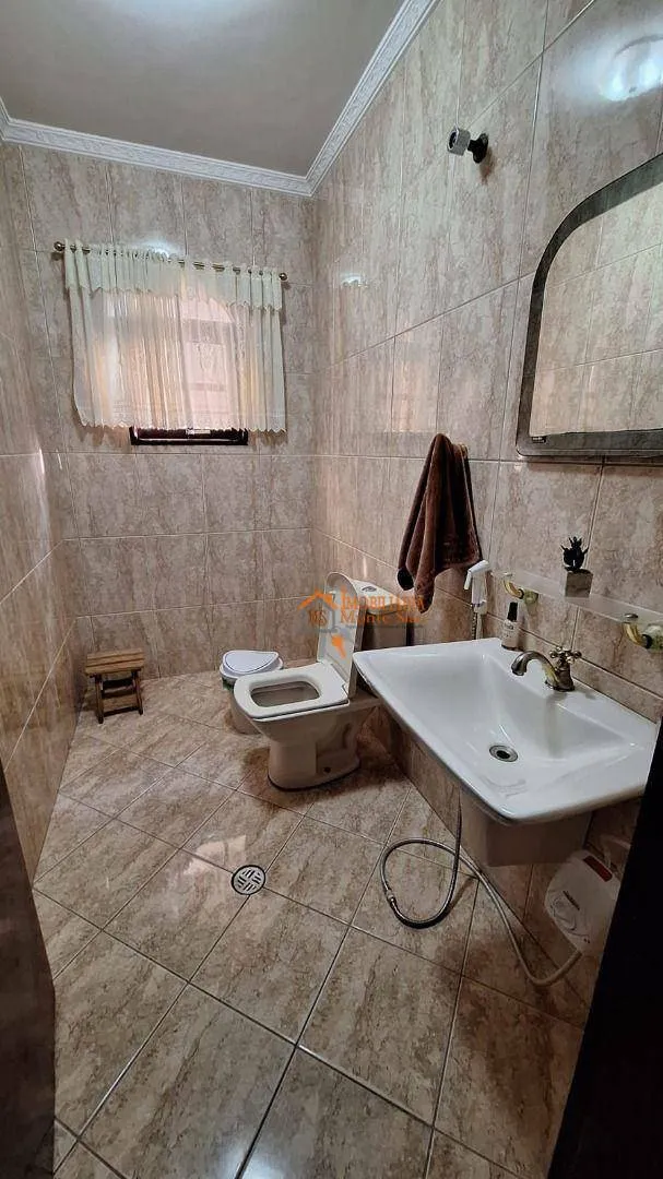 Imagem Sobrado com 4 dormitórios à venda, 255 m² por R$ 1.100.000,00 - Jardim Cumbica - Guarulhos/SP