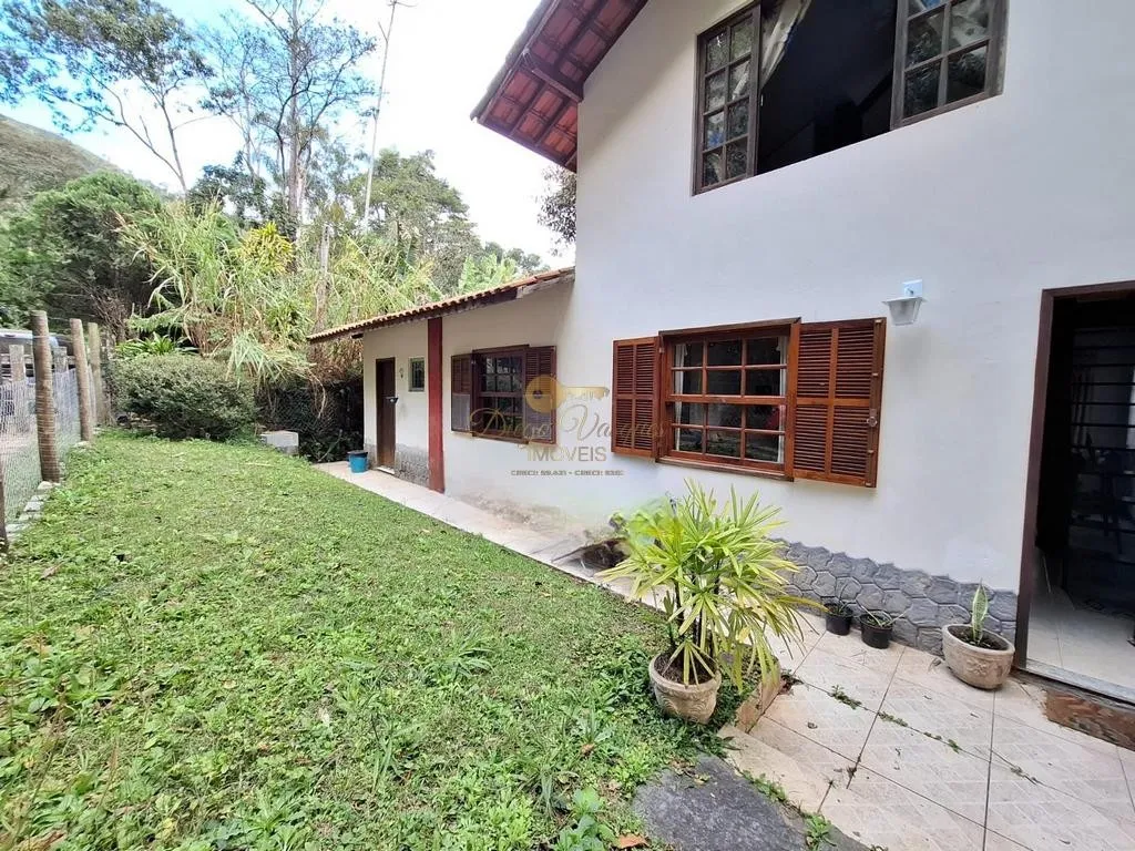 Imagem Casa para Venda em Teresópolis / RJ no bairro Granja Mafra