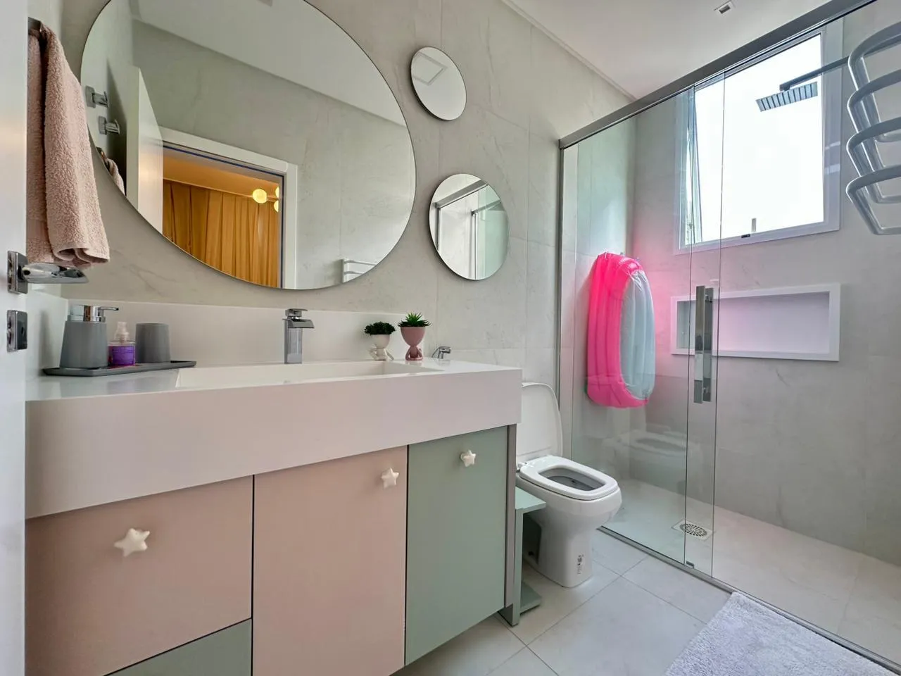 Imagem Apartamento com vista para o mar à venda com 190m2 por R$ 4.500.000,00