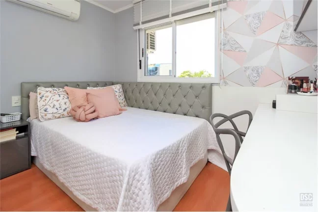 Imagem Casa em Condomínio para venda no bairro São Sebastião em Porto Alegre