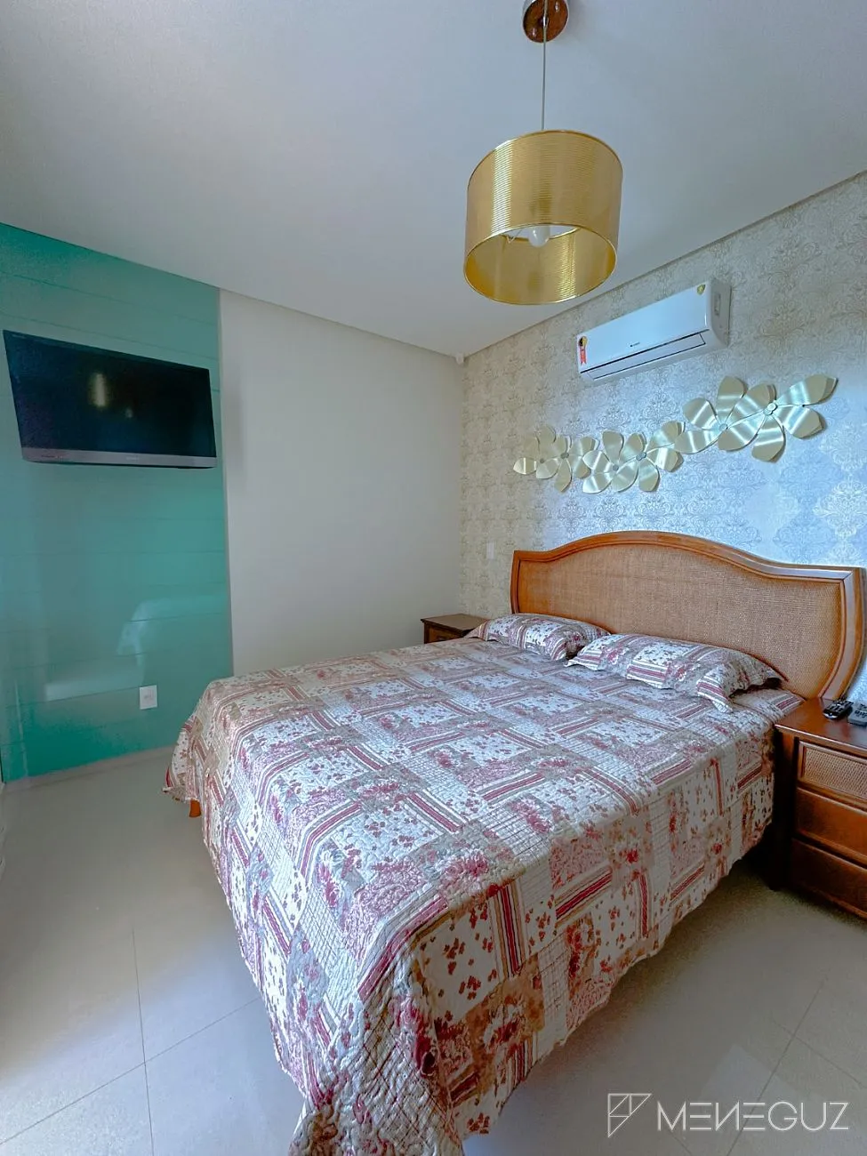 Imagem APARTAMENTO 3 QUARTOS A VENDA DE FRENTE PARA O MAR TOTALMENTE MOBILIADO E DECORADO