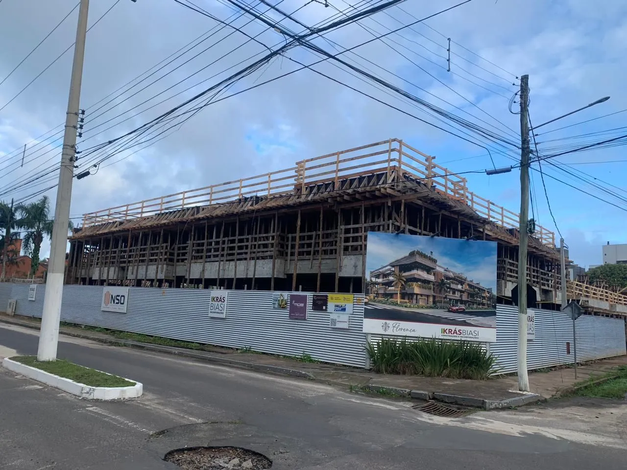 Imagem Apartamento à venda em Torres, Praia da Cal, com 2 quartos, 99.57m2