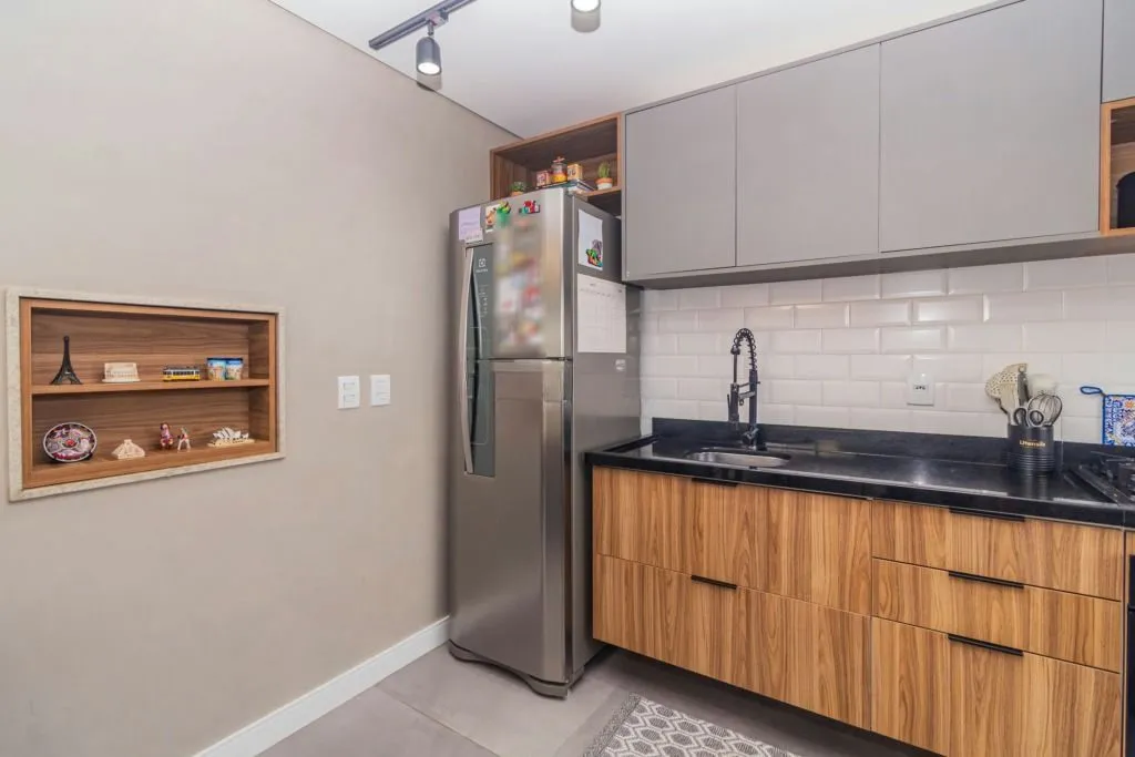 Imagem Apartamento mobiliado com sacada e vaga na Vila Ipiranga