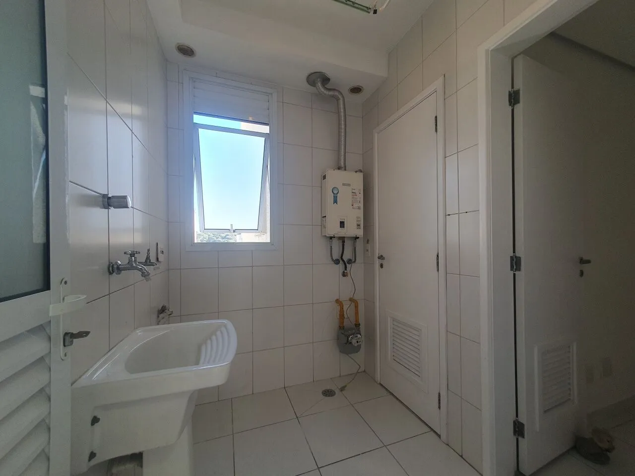 Imagem 85m² com 3 Dormitórios e 2 vagas - Varanda Gourmet e Lazer Completo para Locação