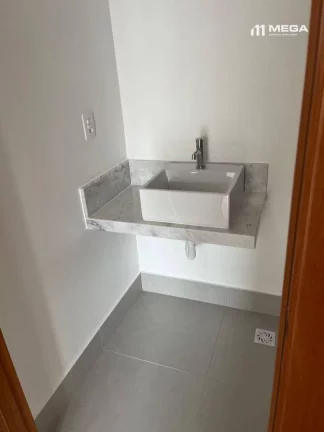 Imagem Apartamento com 2 dormitórios à venda, 60 m² por R$ 682.500 - Praia de Itaparica - Vila Velha/ES