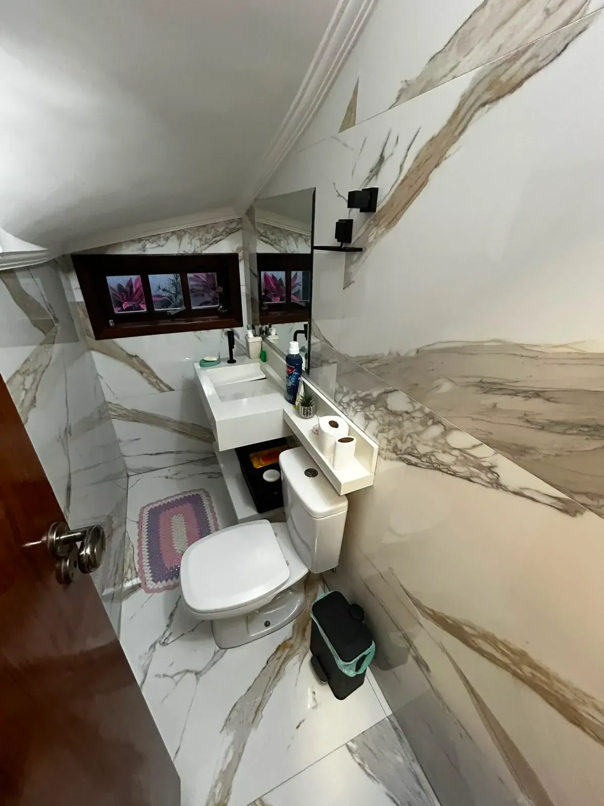 Imagem Sobrado com 3 Quartos à Venda, 170 m² em Parque Urupês - Taubaté