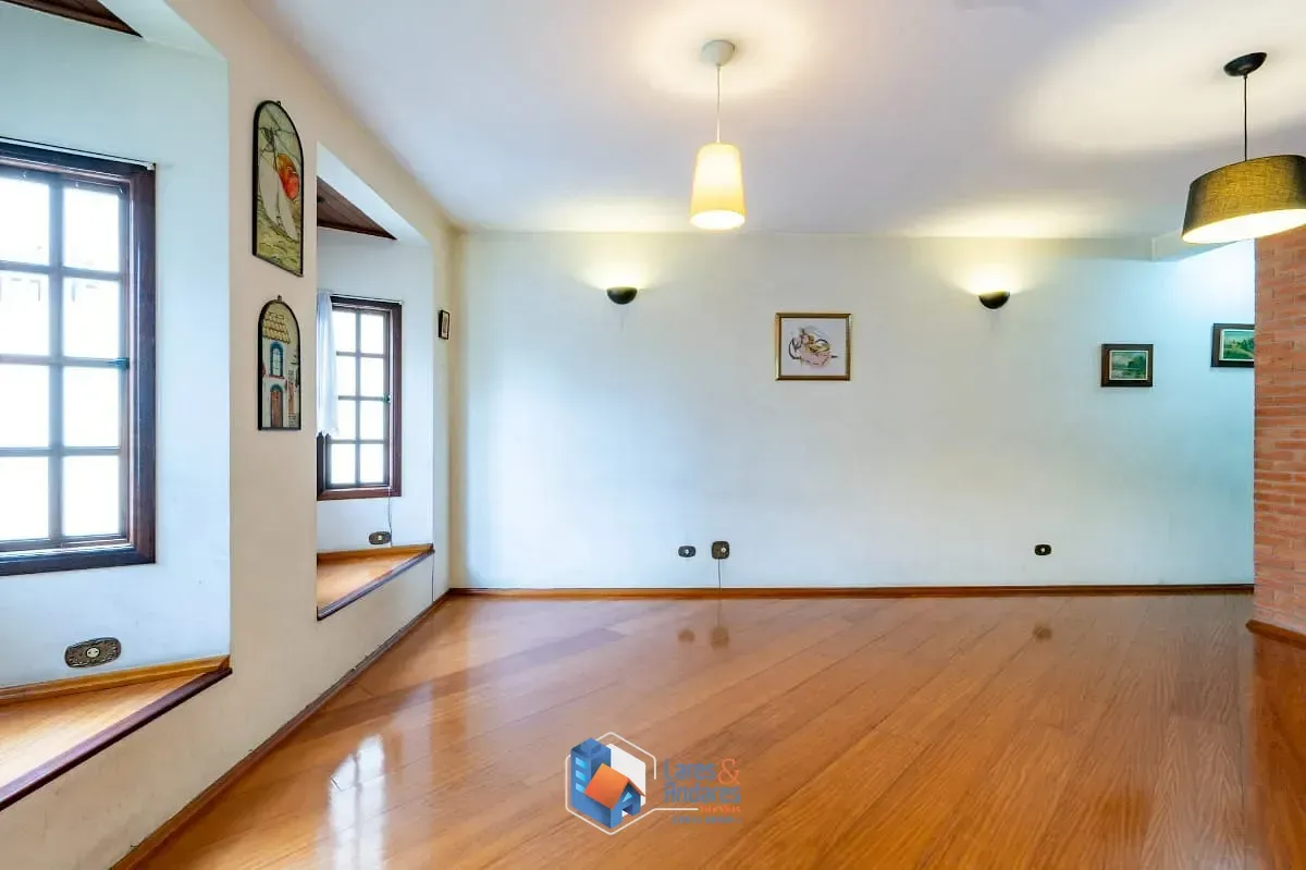 Imagem Sobrado para venda em Alto da Lapa com 3 quartos, sendo 1 suíte, 191m²