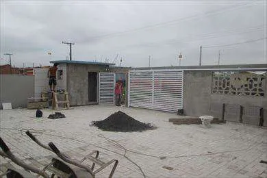 Imagem Casa de Condomínio com 2 Quartos à Venda, 70 m² em Itanhaém