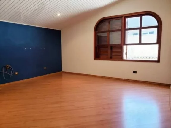 Imagem MAGNÍFICA RESIDÊNCIA * 5 SUÍTES * 5 GARAGENS * RUA TRANQUILA * SUPER SEGURA