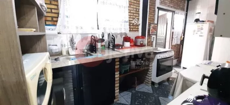Imagem Casa com 3 dormitórios à venda, 100 m² por R$ 420.000,00 - Peró - Cabo Frio/RJ