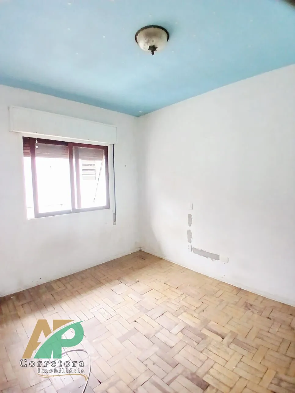 Foto do imóvel: Casa à Venda em Santo Amaro: 3 Dorms (1 Suíte) + Edícula | Oportunidade Única!