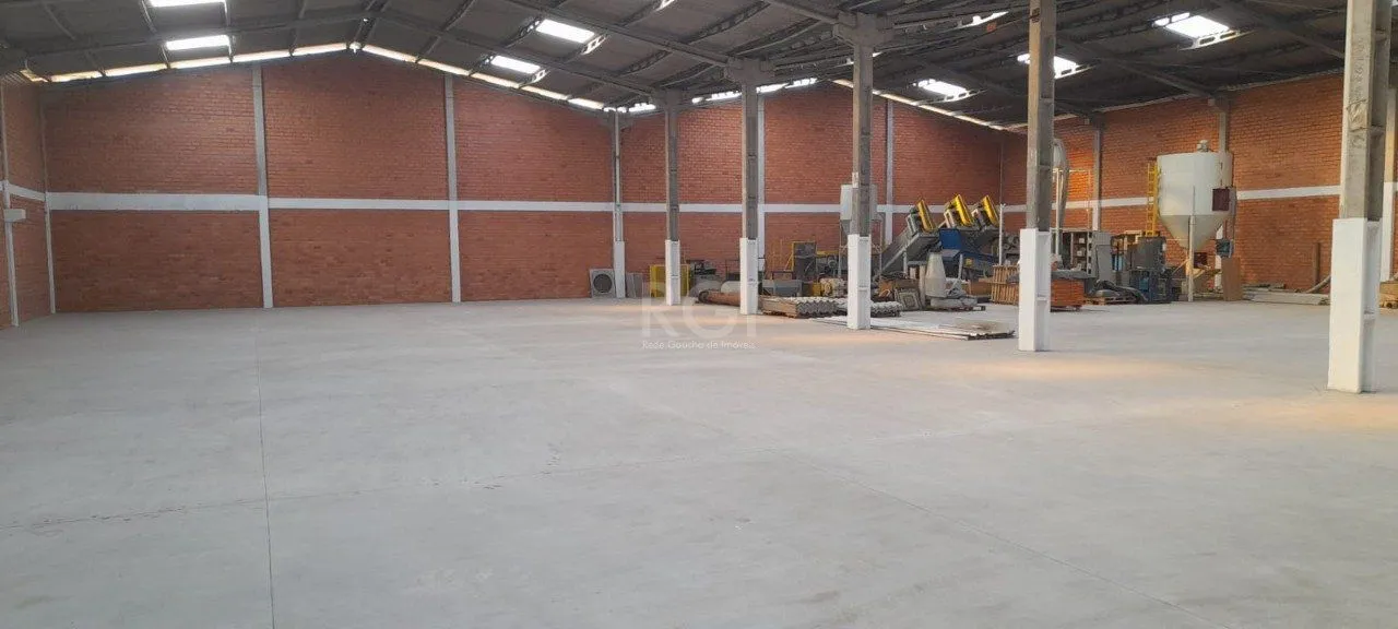 Imagem Pavilhão para Venda - 1296.8m², 0 dormitórios, Três Portos