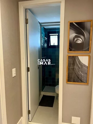 Imagem Apartamento de Luxo no Leblon: 2 Quartos, 1 Suíte, 2 Salas, 1 Vaga - Temporada para 4 Pessoas, perto da Praia - RJ