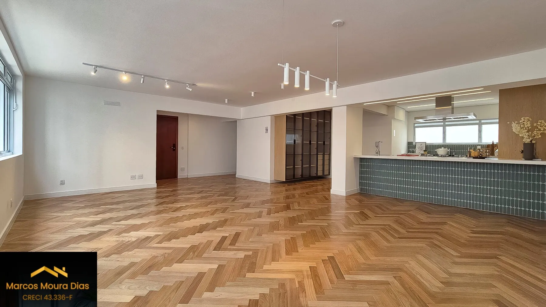 Imagem Apartamento Alameda Casa Branca, Reformado, 3 dormitórios, 1 Suíte, 158 m2