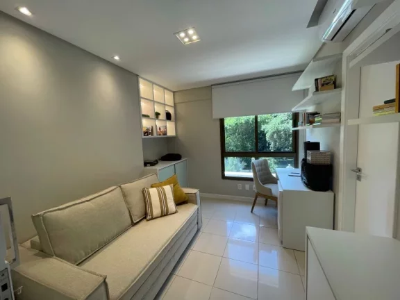 Imagem 3 Suites, 117,87m2, totalmente reformado, lavabo e varandas, 02 garagens - localizado na Rua da Graça, plana, ao lado do Museu MAC Bahia