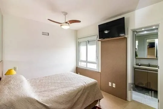Imagem Apartamento no Menino Deus de 3 dormitórios e 2 vagas