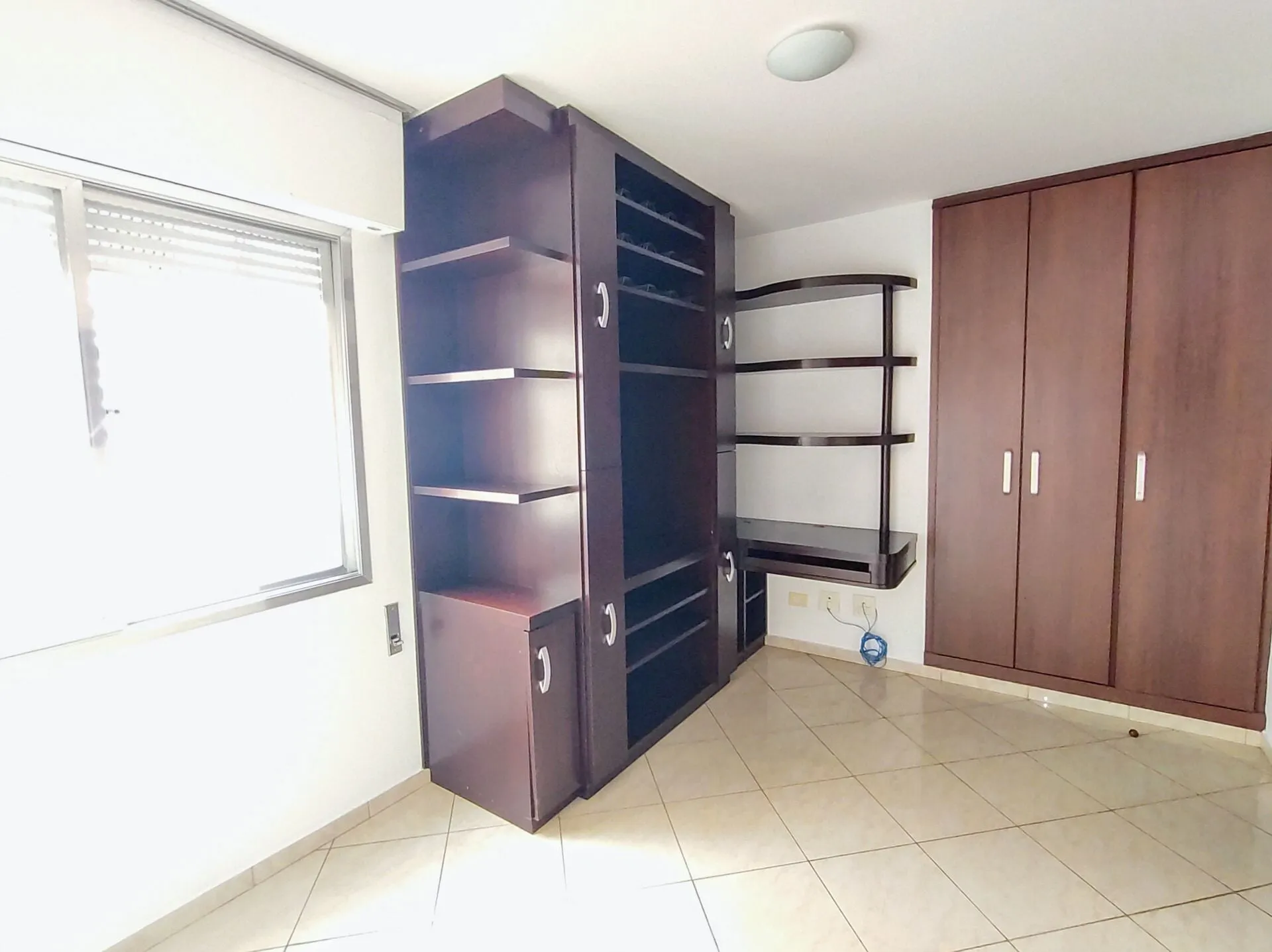 Imagem Apartamento No Jardim Paulista, 2 Dormitórios ( 1 suíte), 1 vaga de garagem ( prédio com manobrista e portaria 24hs). Excelente Localização