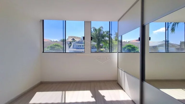Imagem Casa de Condomínio no Alphaville