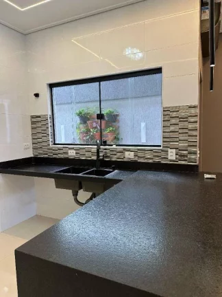 Imagem Casa com 3 dormitórios à venda, 115 m² por R$ 830.000,00 - Caiçara - Praia Grande/SP