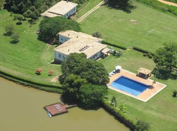 Foto do imóvel Chácara à venda 6 Quartos, 6 Suites, 5 Vagas, 6000000M², Borba, Pindamonhangaba - SP