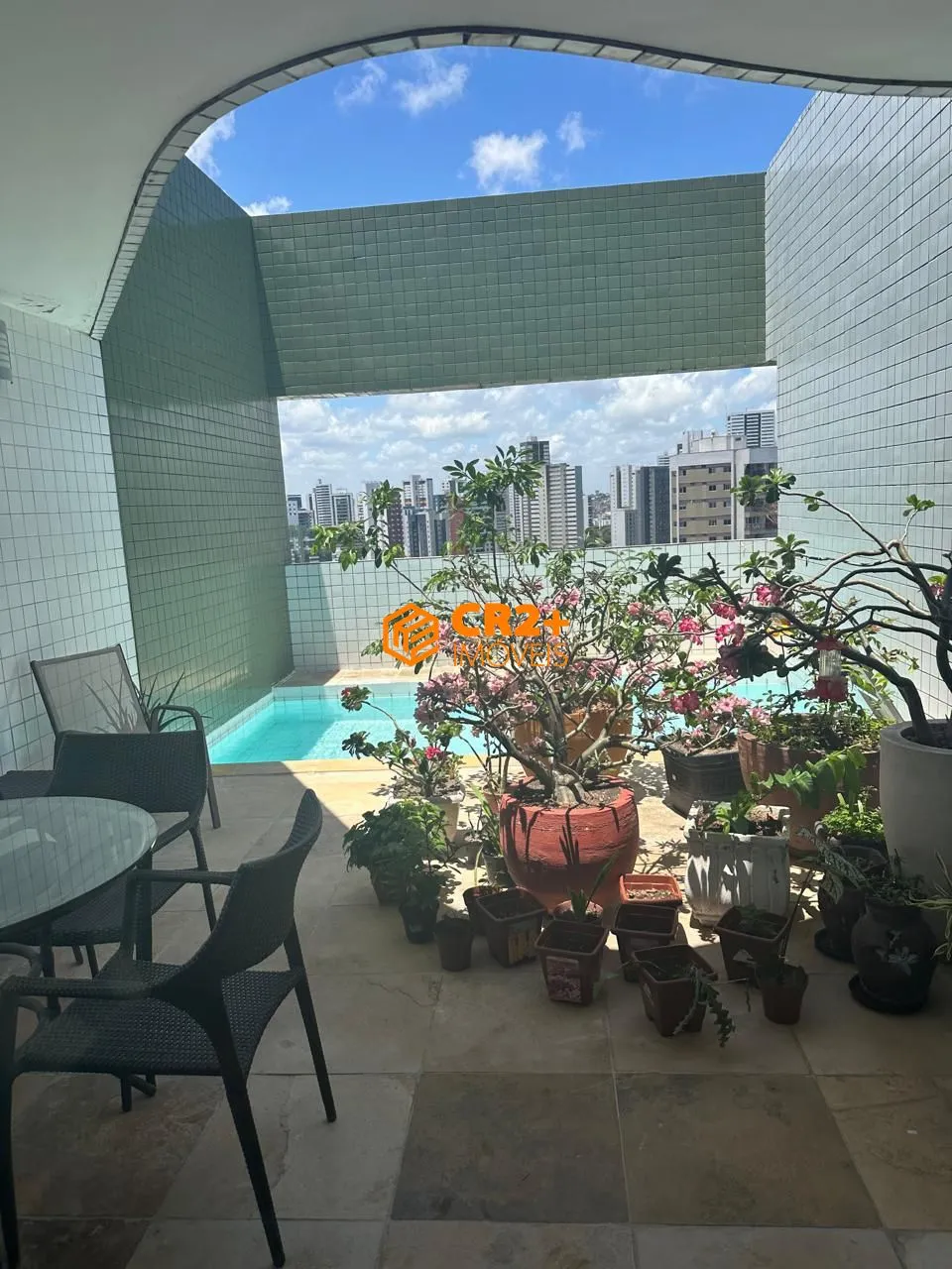 Foto do imóvel Vendo cobertura no Aflitos 298m² com 4 quartos e piscina privativa em Rua Conselheiro Portela, 139 - Aflitos, Recife - PE