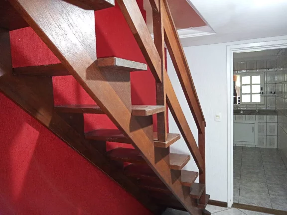 Imagem Lindo sobrado com 142m², Desocupado, no Jarí - Viamão