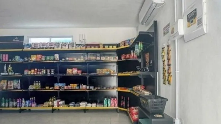Imagem Apartamento com 2 quartos na Protásio Alves