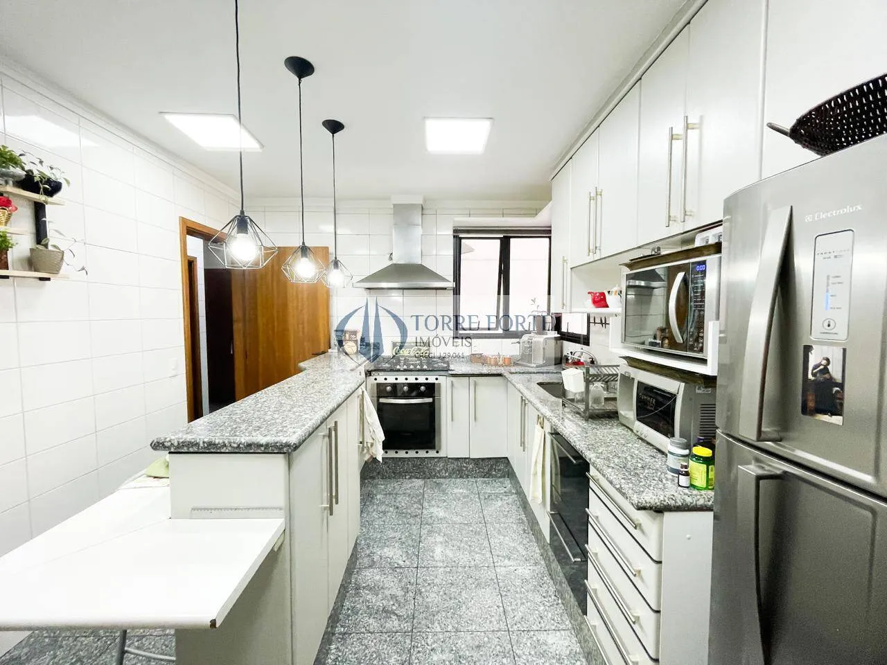 Imagem Apartamento 3 dormitórios, 3 suítes, 2 vagas, no Jardim Anália Franco