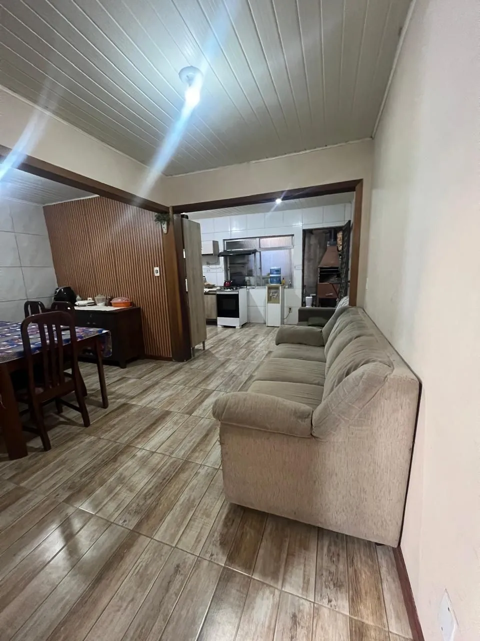 Imagem Casa a venda no Bairro Hípica - 3 dormitórios - 2 vagas