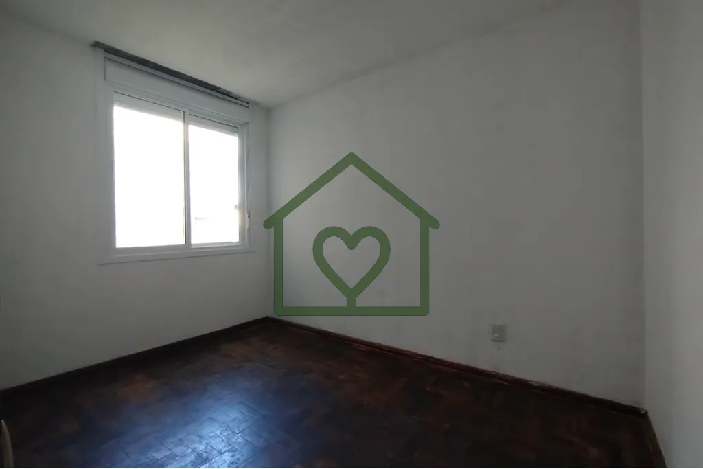 Imagem Apartamento 2 dormitórios, térreo, com 1 vaga rotativa, no Bairro Santo Antônio. Condomínio com:...