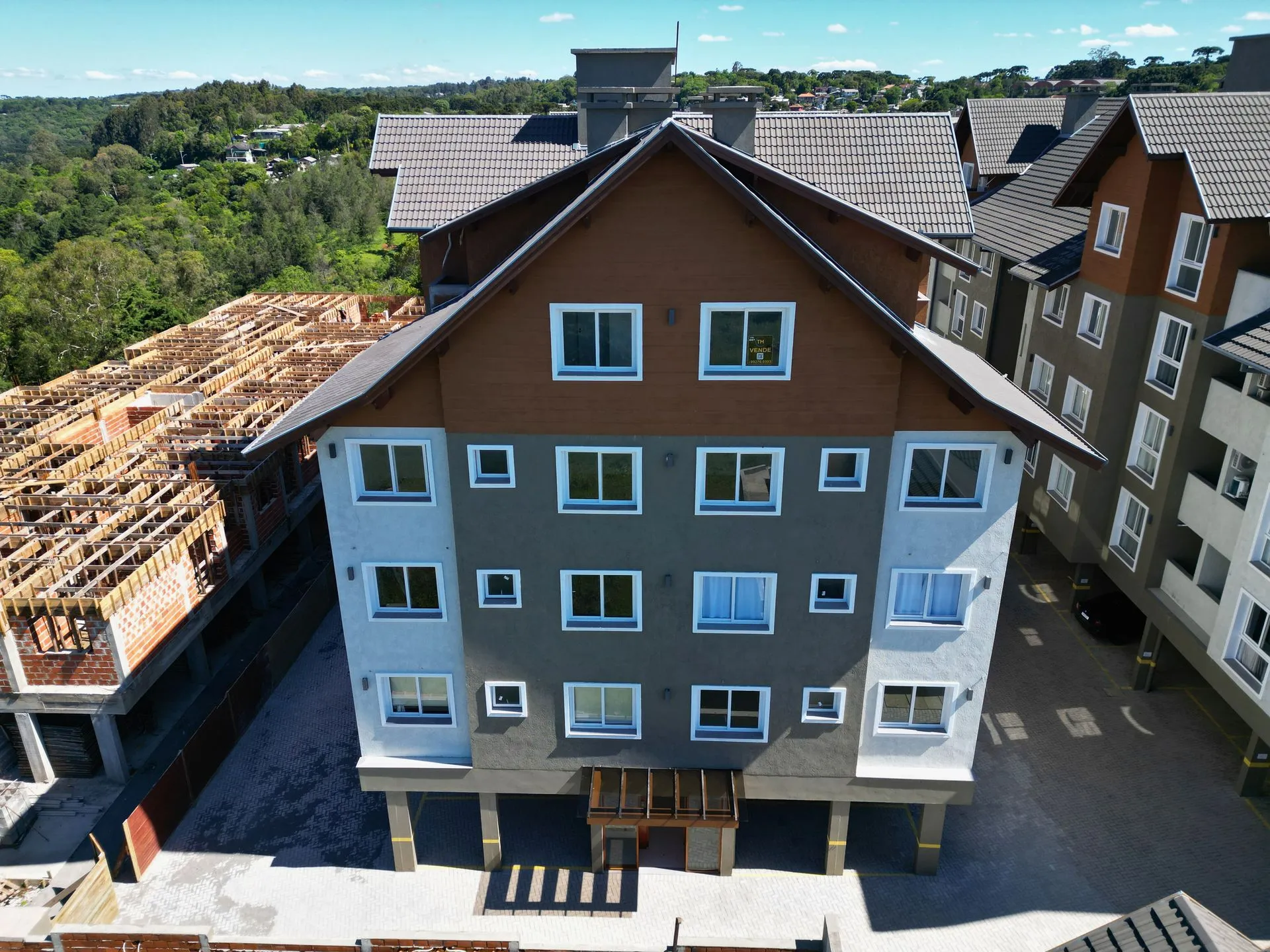 Imagem Apartamento à venda em Canela, Centro, com 2 quartos, 59.07m2