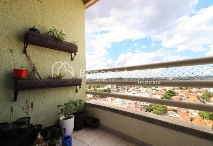 Imagem Apartamento a venda com 79m² sendo, 3 quartos 1 suíte, 2 banheiros e 2 vagas - Taquaral campinas