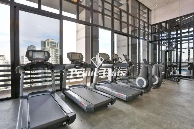 Imagem Flat disponível para venda no Radisson Blu São Paulo em Pinheiros, com 32m², 1 dormitório e 1 vaga