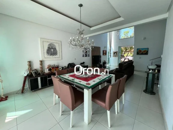 Imagem Sobrado à venda, 324 m² por R$ 1.700.000,00 - Loteamento Portal do Sol I - Goiânia/GO
