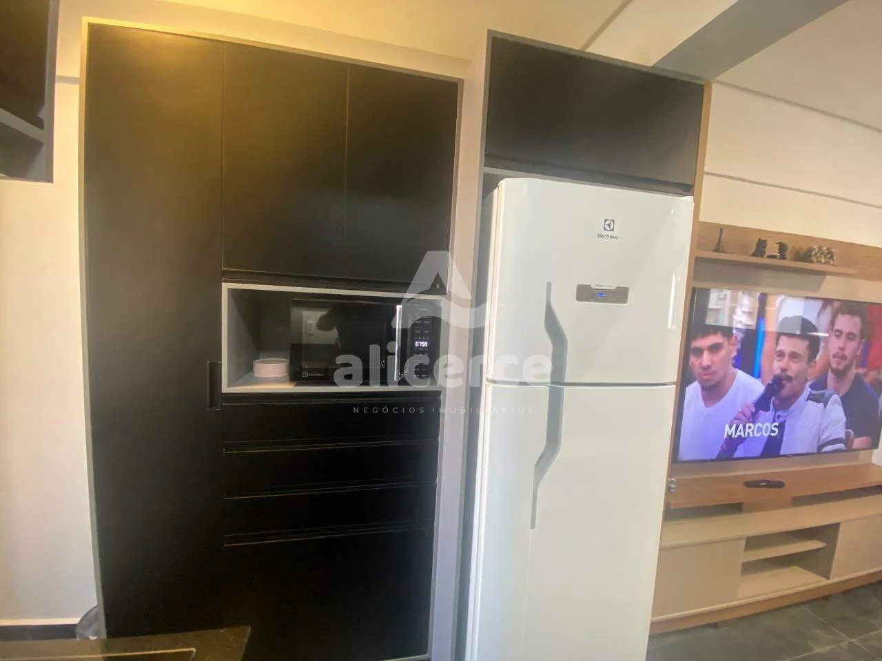 Imagem Studio à venda no Centro de Florianópolis com vista para o mar