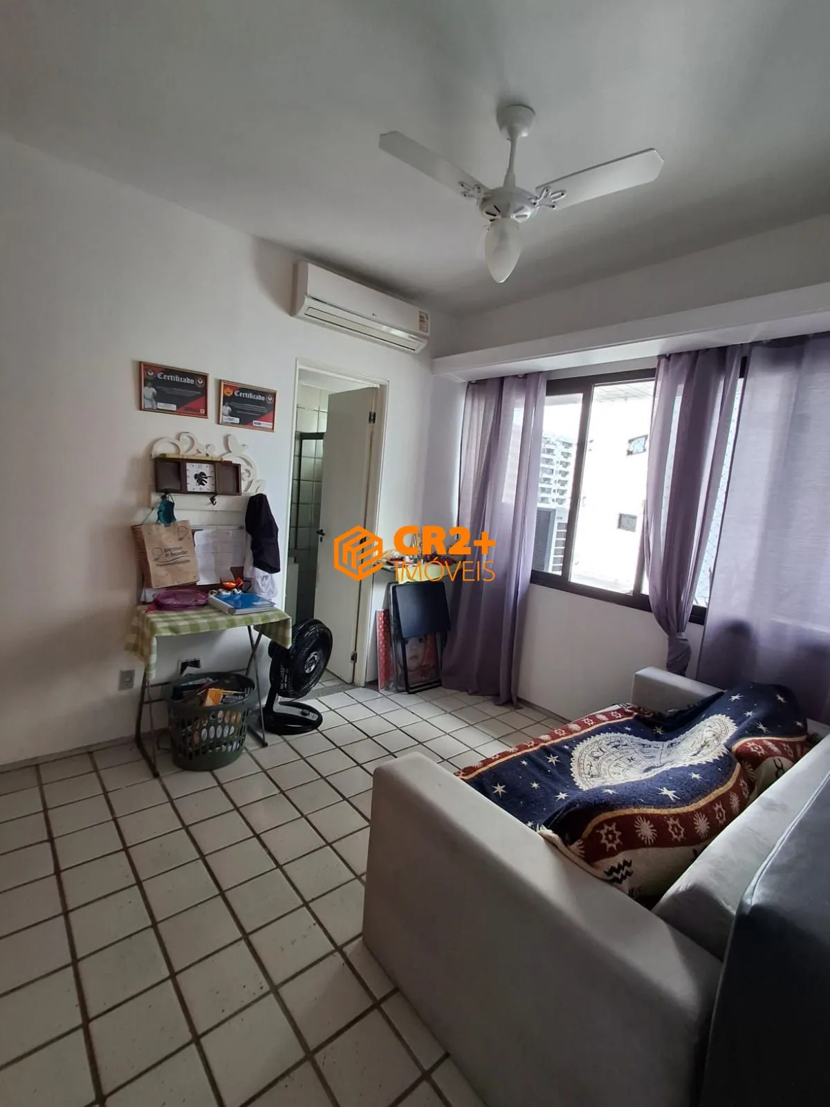 Imagem Vendo apartamento no Parnamirim, com 191 m² e com 3 suítes. Ótima localização. O