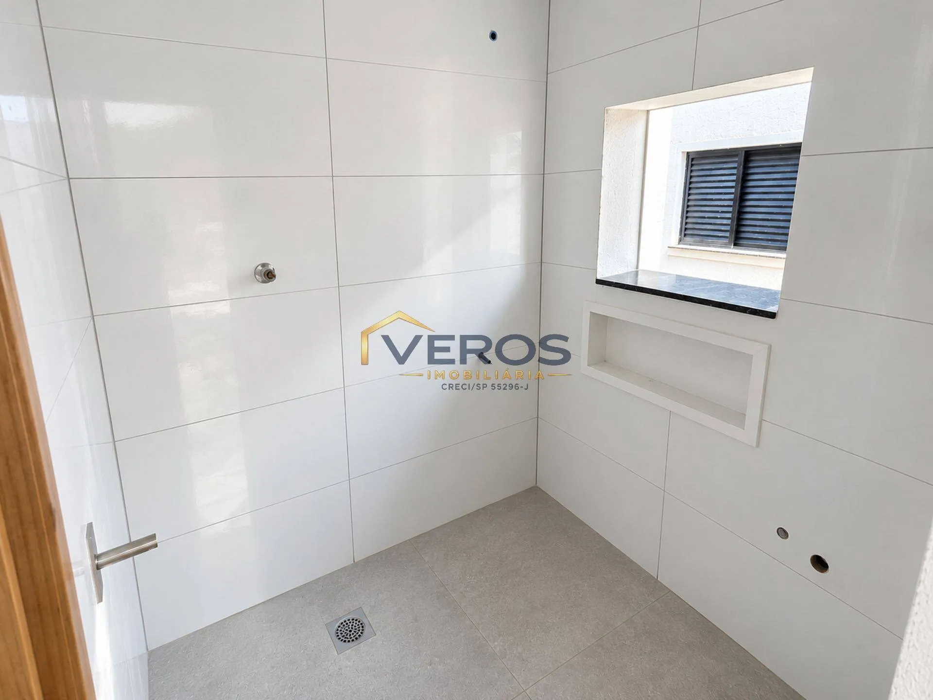 Imagem Apartamento novo terraço privativo para venda a 400m da praia Massaguaçu