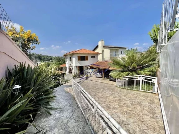 Imagem Casa com 3 quartos / suítes à venda, 357 m² - Condomínio Chácara das Paineiras II - Granja Viana - Carapicuíba/SP
