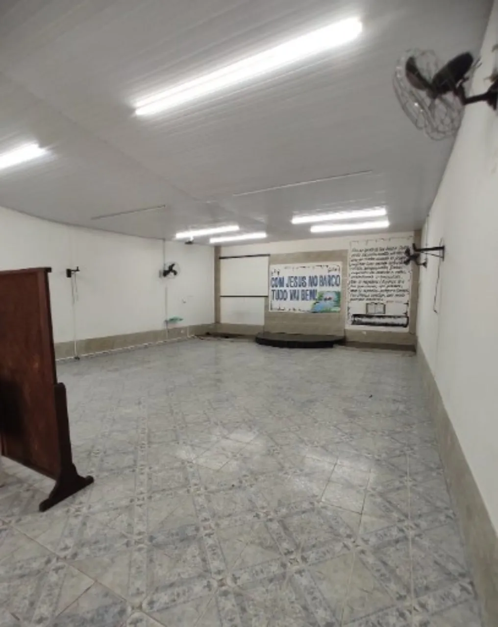 Imagem Salão Comercial de 188,35m² à venda em Sorocaba-SP, no Conjunto Habitacional Júlio de Mesquita Filho