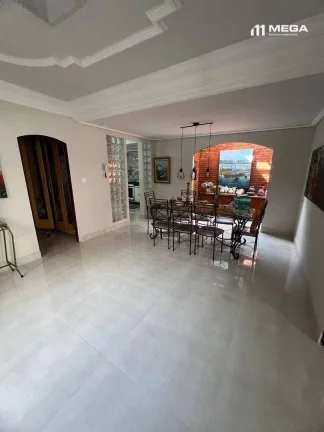 Imagem Casa Linear Alto Padrão com 3 dormitórios à venda, 349 m² por R$ 1.100.000 - Jardim América - Cariacica/ES