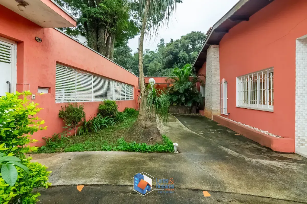 Imagem Casa para venda em Vila Albertina com 3 quartos, sendo 1 suíte, 413m²