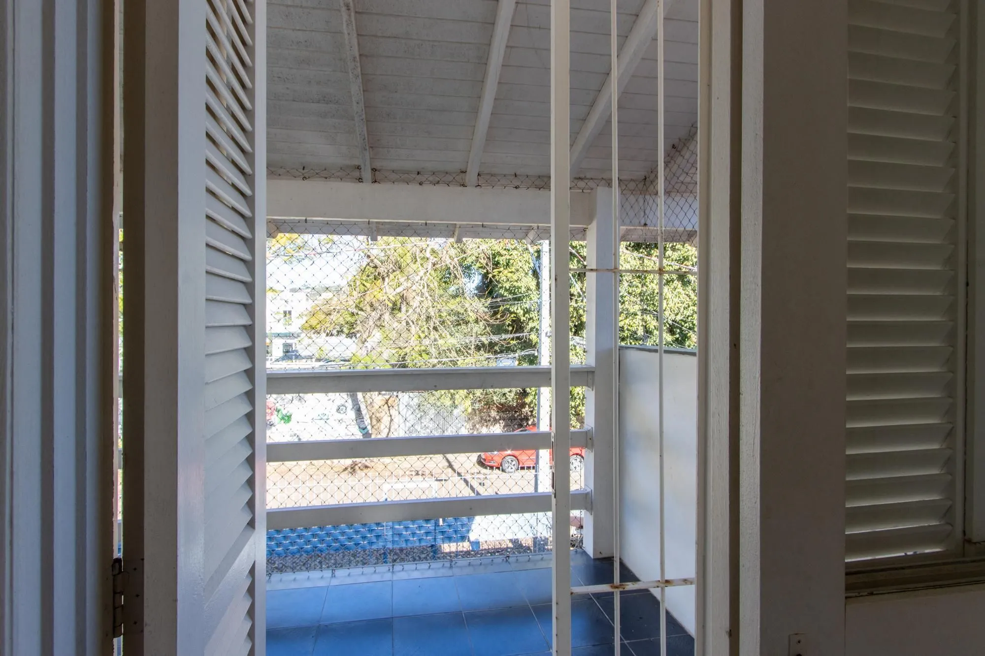 Imagem Casa 3 Dormitórios no Bairro Tristeza com 2 Vagas de Garagem