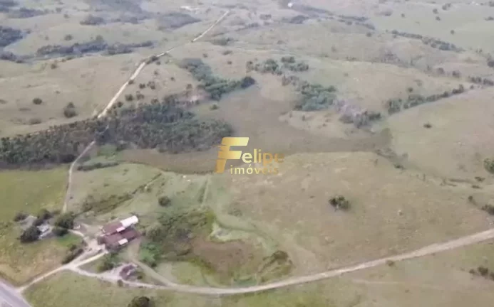 Imagem EXCELENTE FAZENDA A VENDA PORTEIRA FECHADA EM ARARUAMA/RJ.