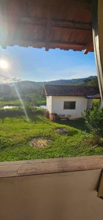 Imagem Chácara com 3 dormitórios à venda, 4533 m² por R$ 440.000,00 - Das Areias - Itapeva/MG