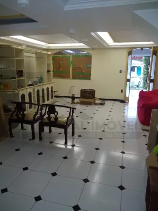 Imagem CASAL IMÓVEIS VENDE CASA HUMAITÁ/PEDREIRA COM 5/4 + 1 DCE- /2 PAVIMENTOS/2 VGS/QUITADA/APTA AO FINANCIAMENTO