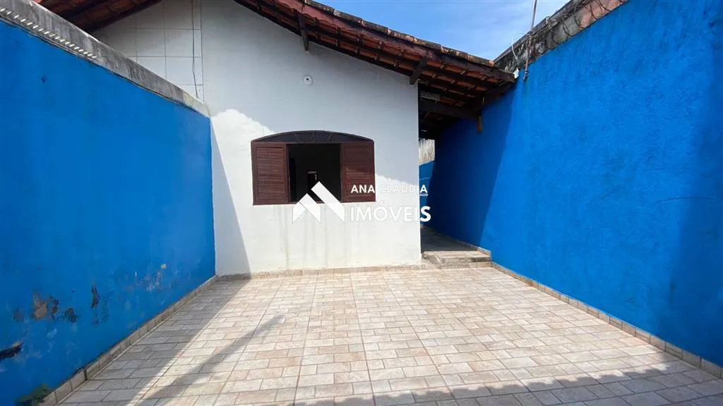 Foto do imóvel Casa na praia de Mongaguá a venda, 80 metros da Marginal. em Rua Geraldo de Assis, 136 - BALNEARIO ITAOCA, MONGAGUA - SP