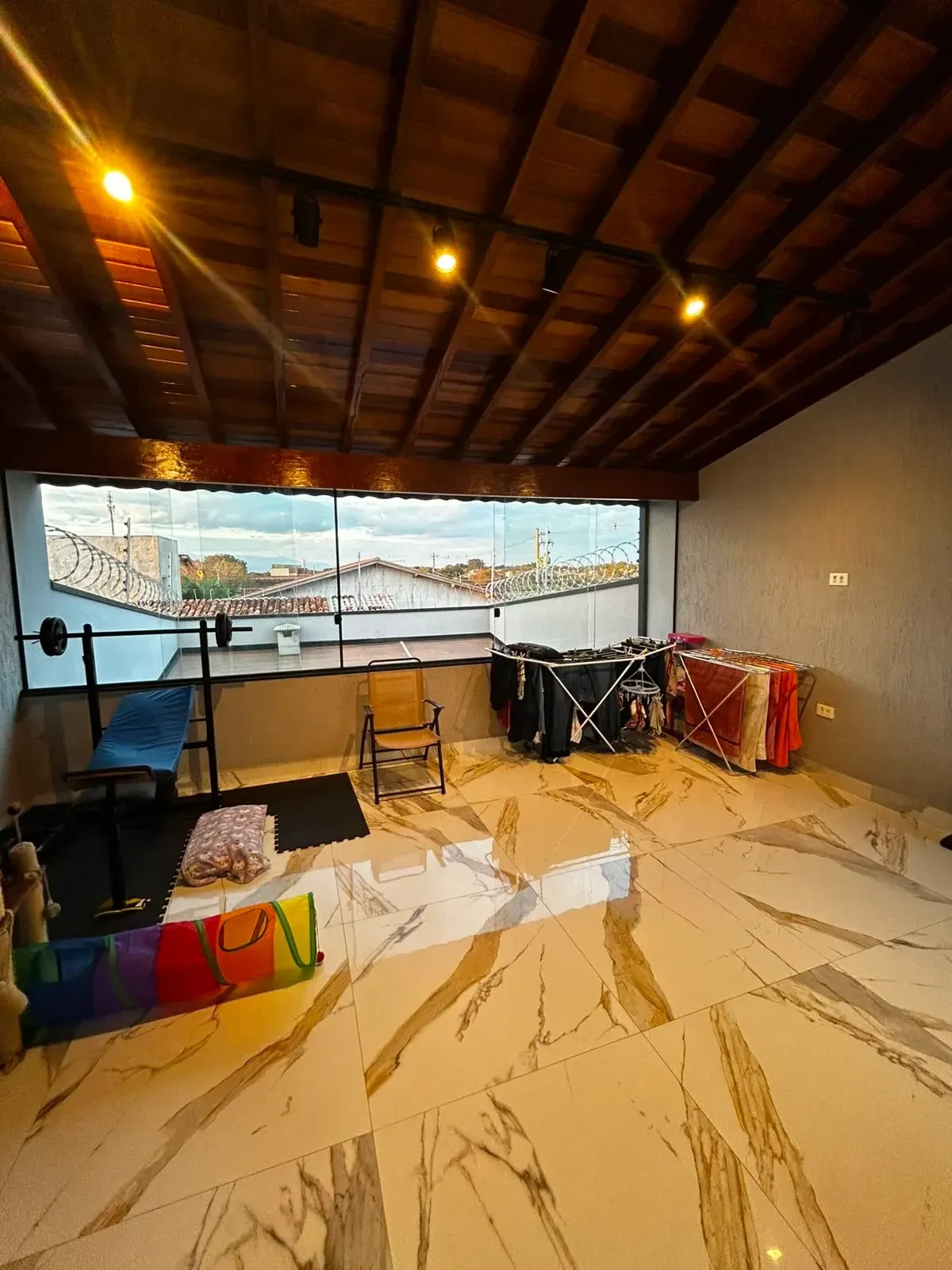 Imagem Sobrado com 3 Quartos à Venda, 170 m² em Parque Urupês - Taubaté
