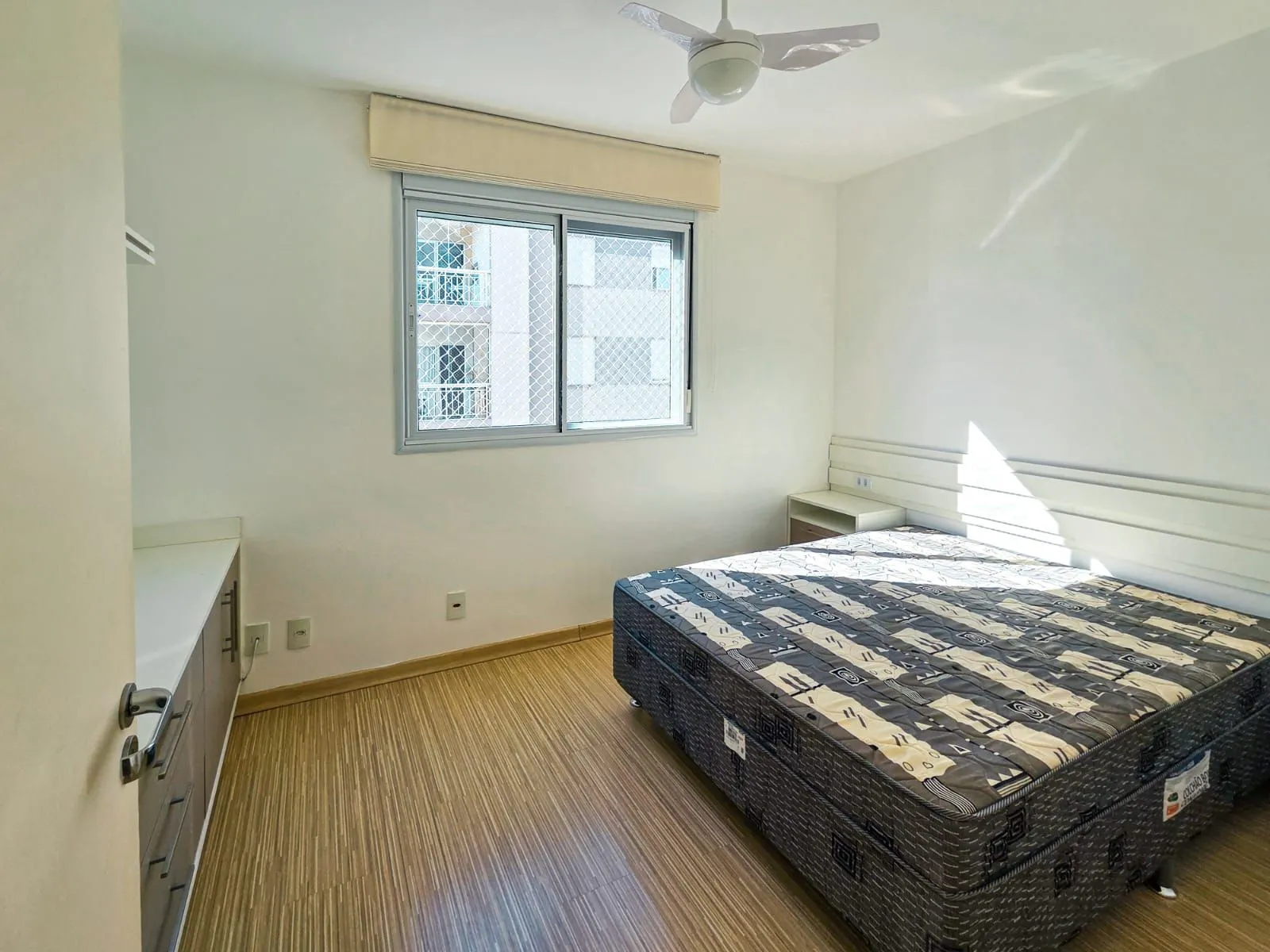 Imagem Apartamento 3 Dorms com Suíte e 2 Vagas no Condomínio Veríssimo - Infraestrutura Excepcional em Teresópolis